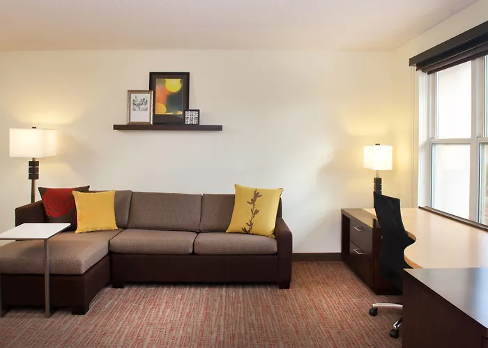 Phoenix Hotel