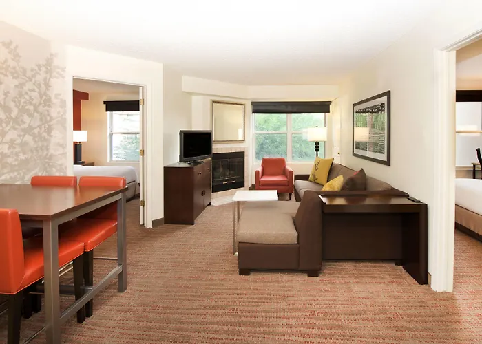 Hotel Phoenix