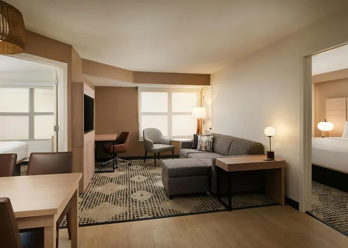 Hotel Phoenix