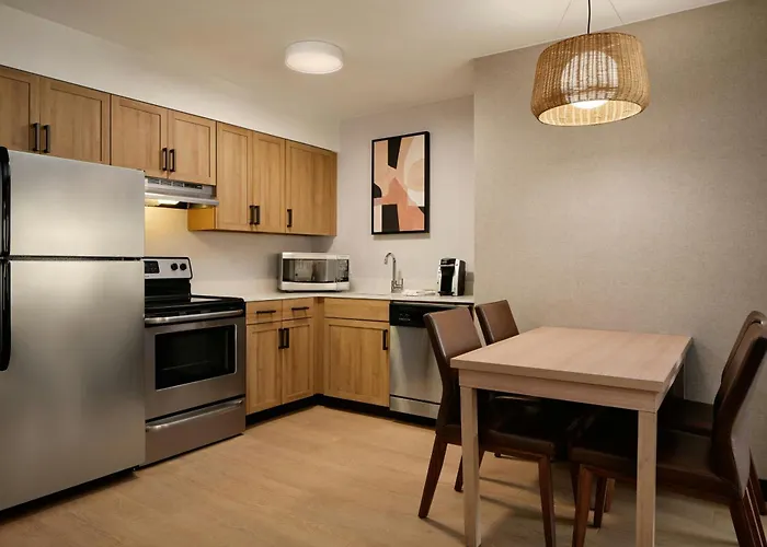 Phoenix Hotel 3*